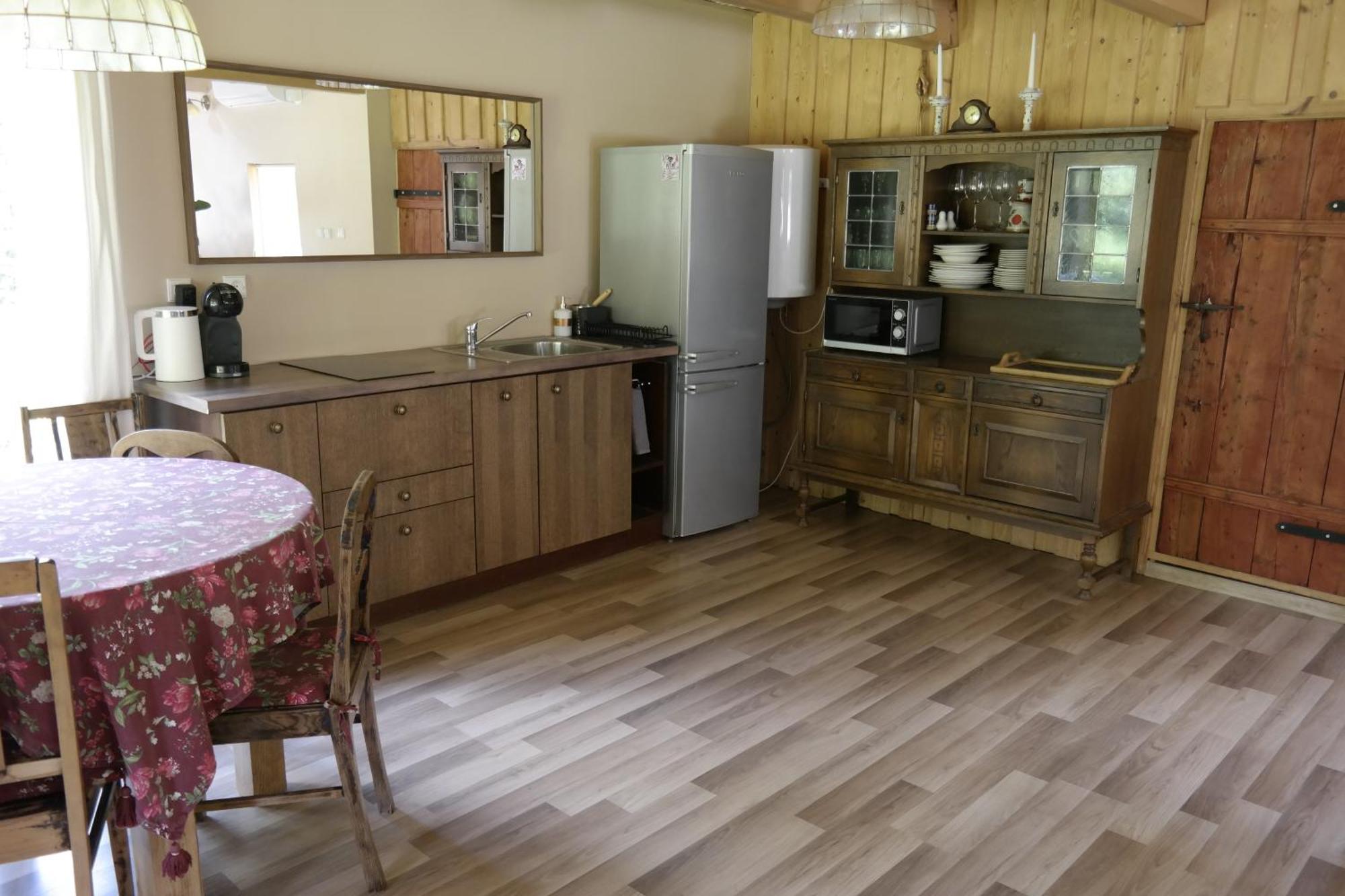 Latava Villa Anyksciai Ngoại thất bức ảnh